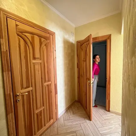 Nadiira