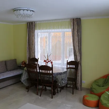 Tatil Evi Nadiira